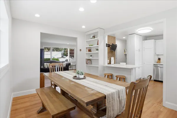 $1,150,000 | 6912 30th Street North, Arlington, VA 22213