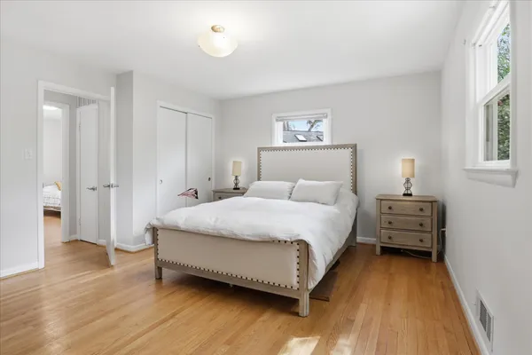 $1,150,000 | 6912 30th Street North, Arlington, VA 22213