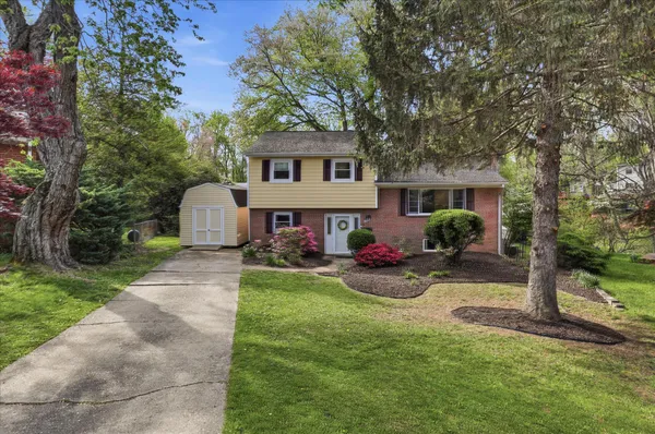 $1,150,000 | 6912 30th Street North, Arlington, VA 22213