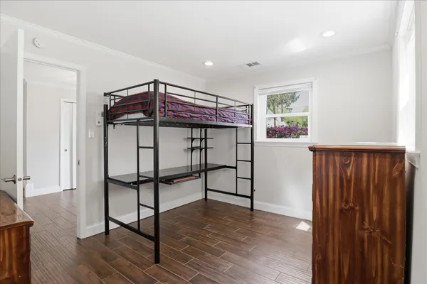 $1,150,000 | 6912 30th Street North, Arlington, VA 22213