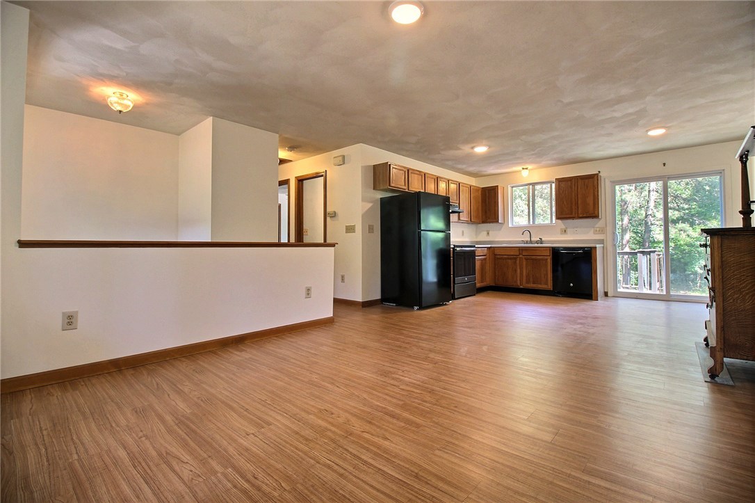 575 Shannock Road South Kingstown, RI 02879 - Photo 13 of 20 Gallery Image 13
