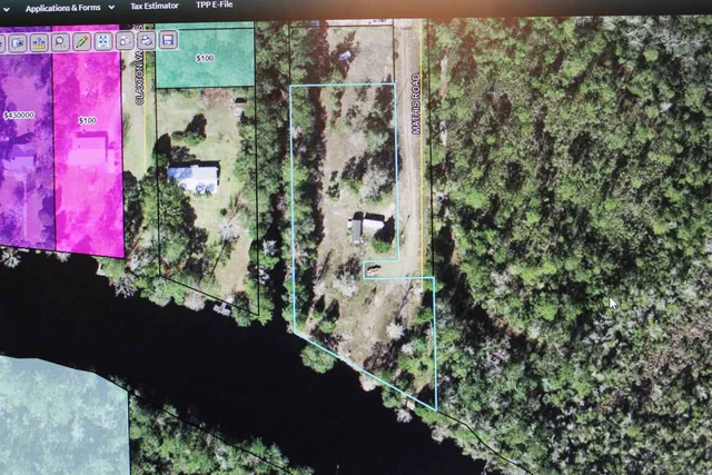$485,000 | 90 Mathis Road, Sopchoppy, FL 32358