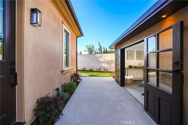 $2,888,000 | 103 Vigna, Irvine, CA 92602