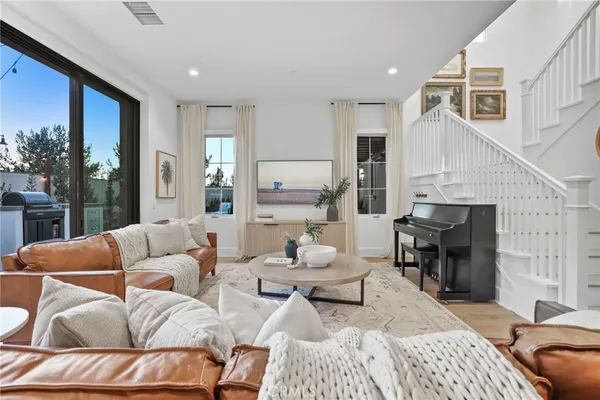 $2,888,000 | 103 Vigna, Irvine, CA 92602