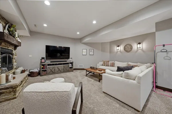 $1,499,900 | 1030 Foy Court, Crown Point, IN 46307