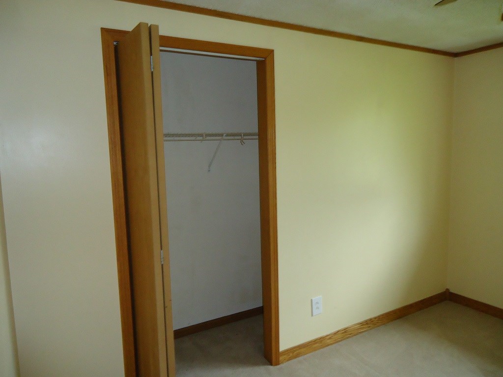 11877 Erwin Road Coleman, MI 48618 - Photo 11 of 26 1816632-10.JPG
