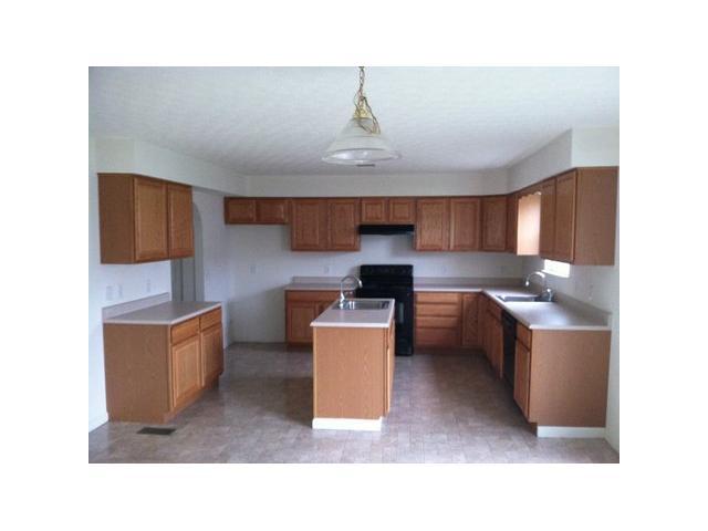 2081 Ravine Way Reynoldsburg, OH 43068 - Photo 2 of 6