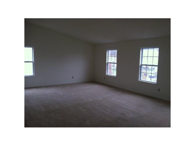 2081 Ravine Way Reynoldsburg, OH 43068 - Photo 4 of 6