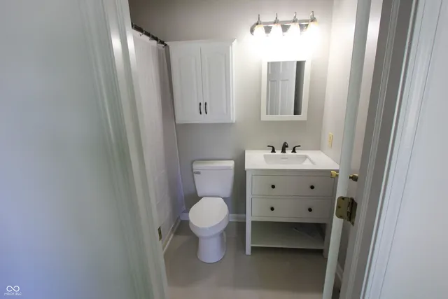 $262,000 | 12221 Tallowtree Court, Indianapolis, IN 46236