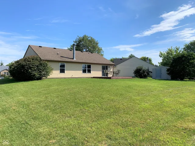 $262,000 | 12221 Tallowtree Court, Indianapolis, IN 46236