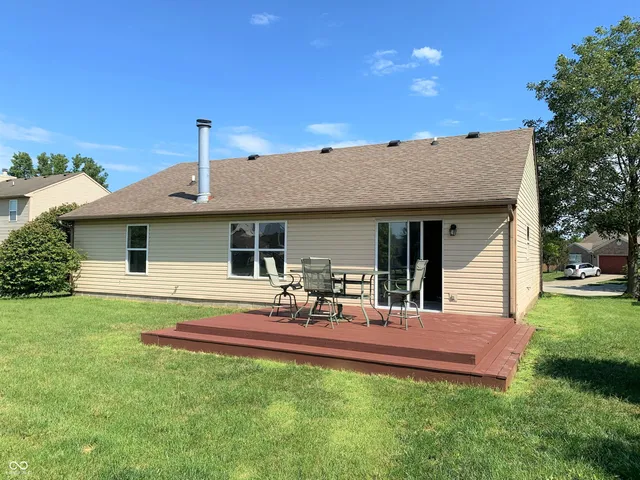 $262,000 | 12221 Tallowtree Court, Indianapolis, IN 46236