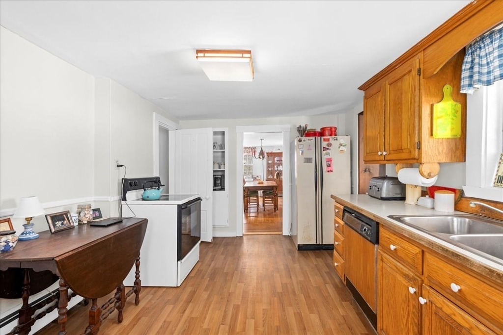 157 Old Upton Road Grafton, MA 01519 - Photo 8 of 42 Gallery Image 8