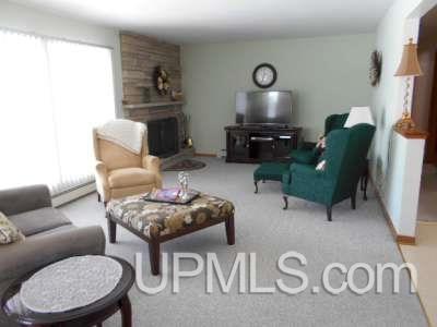 6704 N Road Escanaba, MI 49829 - Photo 10 of 32 Gallery Image 10