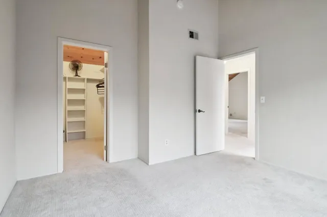 $5,200 | 916 Menlo Avenue, Menlo Park, CA 94025