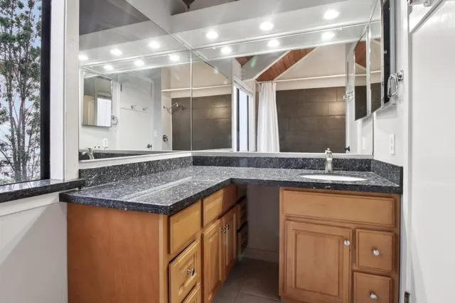 $5,200 | 916 Menlo Avenue, Menlo Park, CA 94025