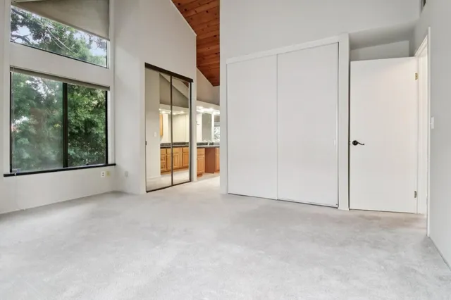 $5,200 | 916 Menlo Avenue, Menlo Park, CA 94025