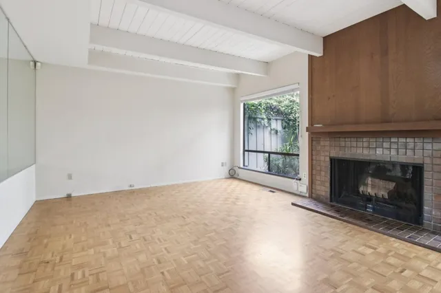 $5,200 | 916 Menlo Avenue, Menlo Park, CA 94025