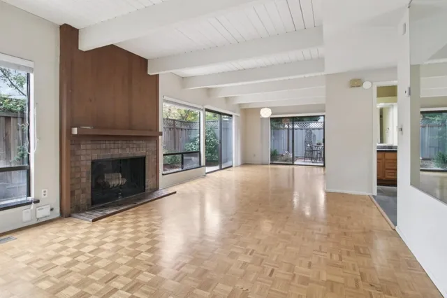 $5,200 | 916 Menlo Avenue, Menlo Park, CA 94025