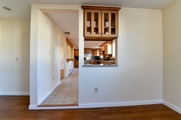 39 East Evergreen Road Natick, MA 01760 - Photo 11 of 21 Gallery Image 11