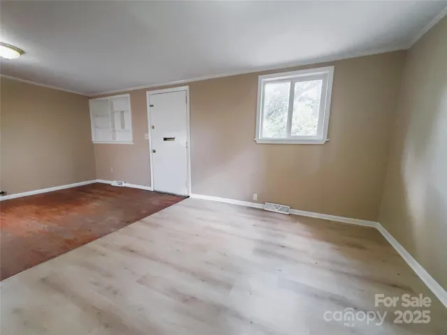 $115,000 | 216 East Georgia Avenue, Bessemer City, NC 28016