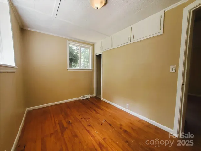 $115,000 | 216 East Georgia Avenue, Bessemer City, NC 28016