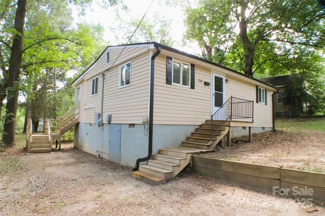 $115,000 | 216 East Georgia Avenue, Bessemer City, NC 28016