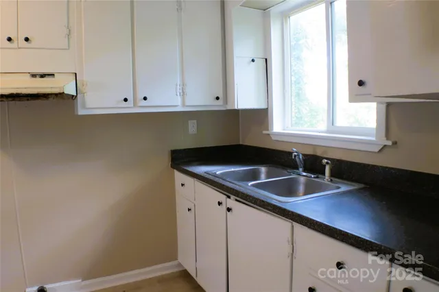 $115,000 | 216 East Georgia Avenue, Bessemer City, NC 28016