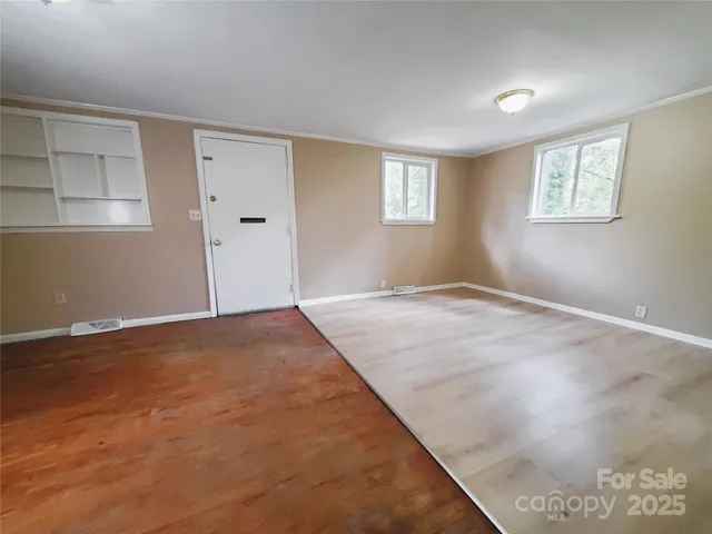$115,000 | 216 East Georgia Avenue, Bessemer City, NC 28016