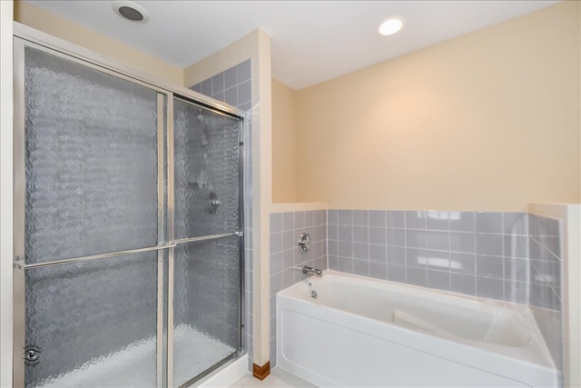 1910 West Cobblestone Road Romeoville, IL 60446 - Photo 14 of 25