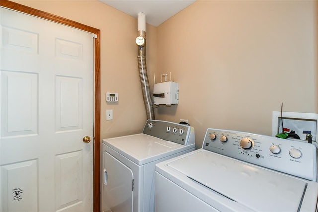 1910 West Cobblestone Road Romeoville, IL 60446 - Photo 9 of 25