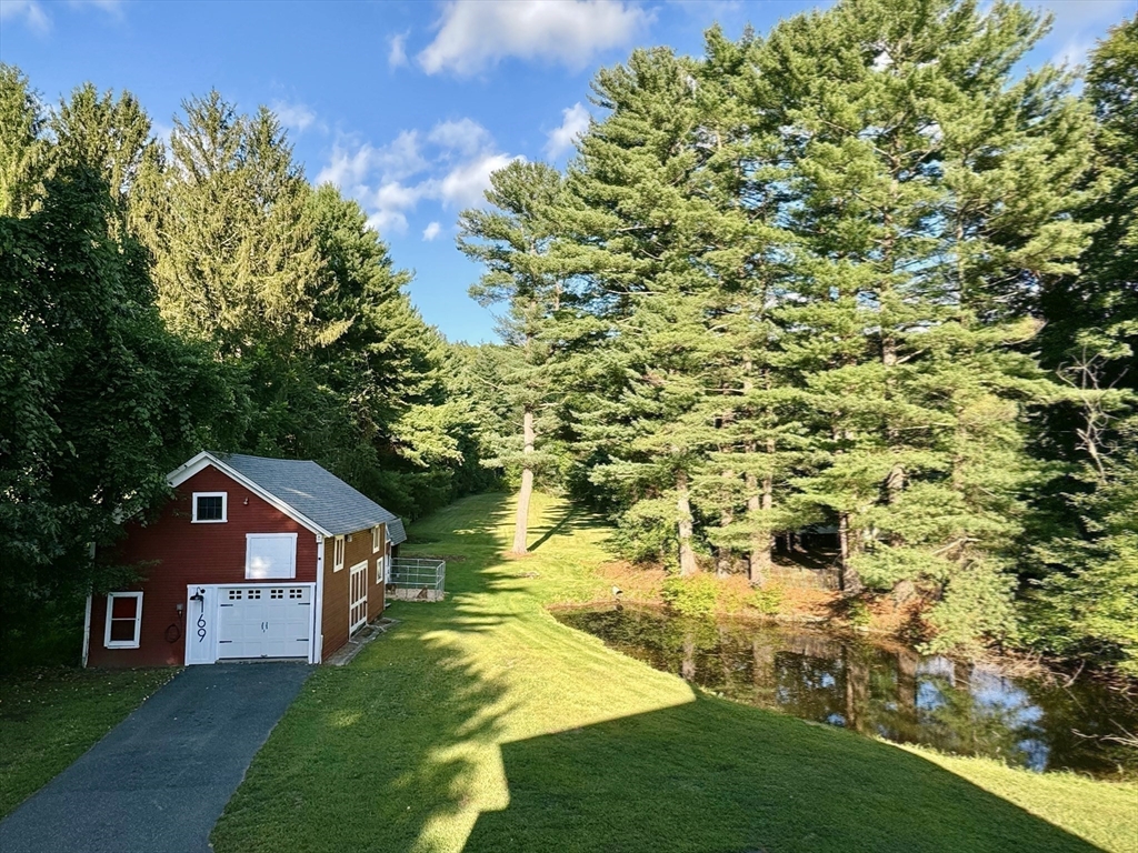 169 Palmer Road Monson, MA 01057 - Photo 8 of 33