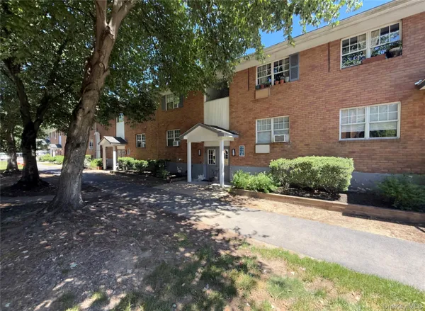 $123,500 | 1003 Barclay Manor, Unit 10C, Newburgh, NY 12550