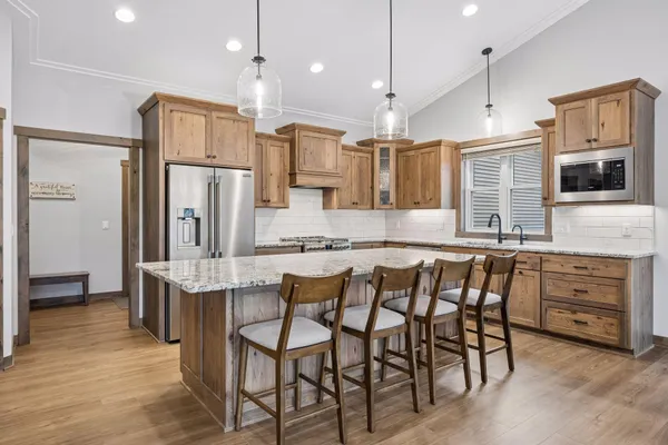 $629,900 | 19105 236th Avenue Northwest, Big Lake, MN 55309