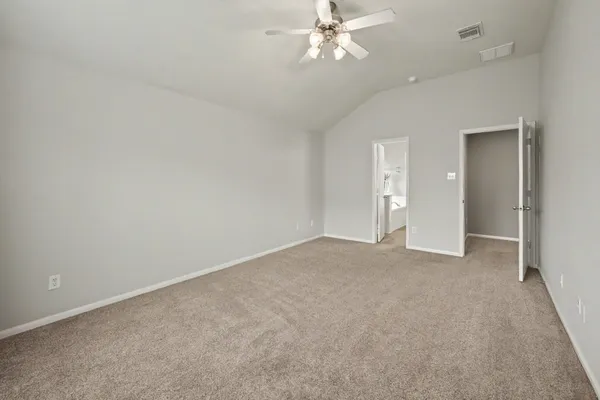 $2,200 | 10235 Mills Run Drive, Houston, TX 77070