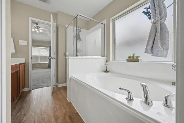 $2,200 | 10235 Mills Run Drive, Houston, TX 77070