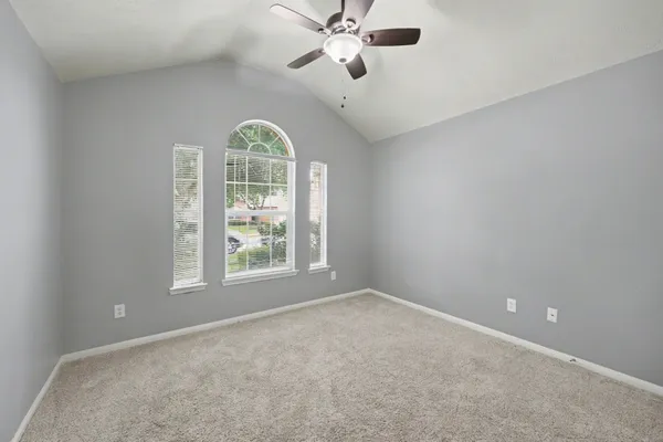 $2,200 | 10235 Mills Run Drive, Houston, TX 77070