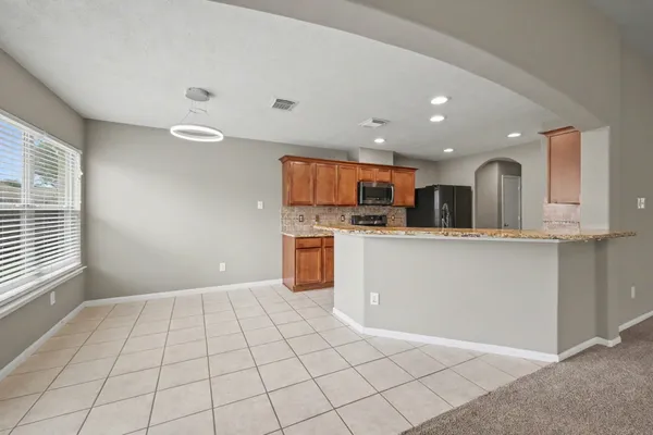 $2,200 | 10235 Mills Run Drive, Houston, TX 77070