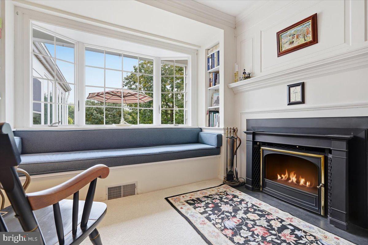 2289 Beaver Hill Road Chester Springs, PA 19425 - Photo 16 of 80 bay window with built in seat