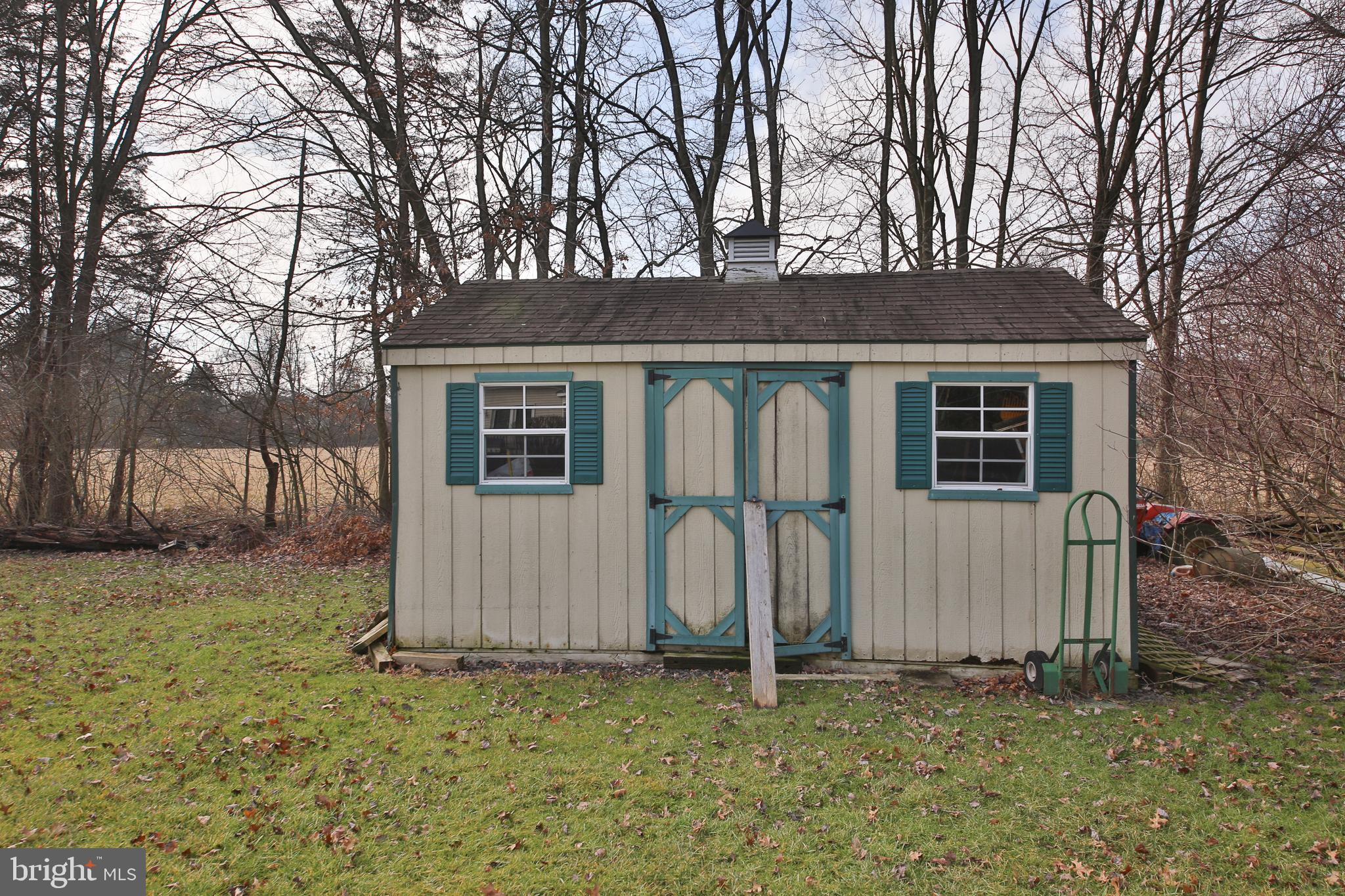 2640 Line Lexington Road Hatfield, PA 19440 - Photo 28 of 30 Shed at the rear of the yard