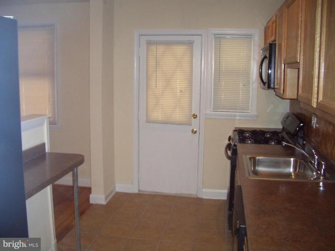 4808 Greencrest Road Baltimore, MD 21206 - Photo 8 of 16 Kitchen #3
