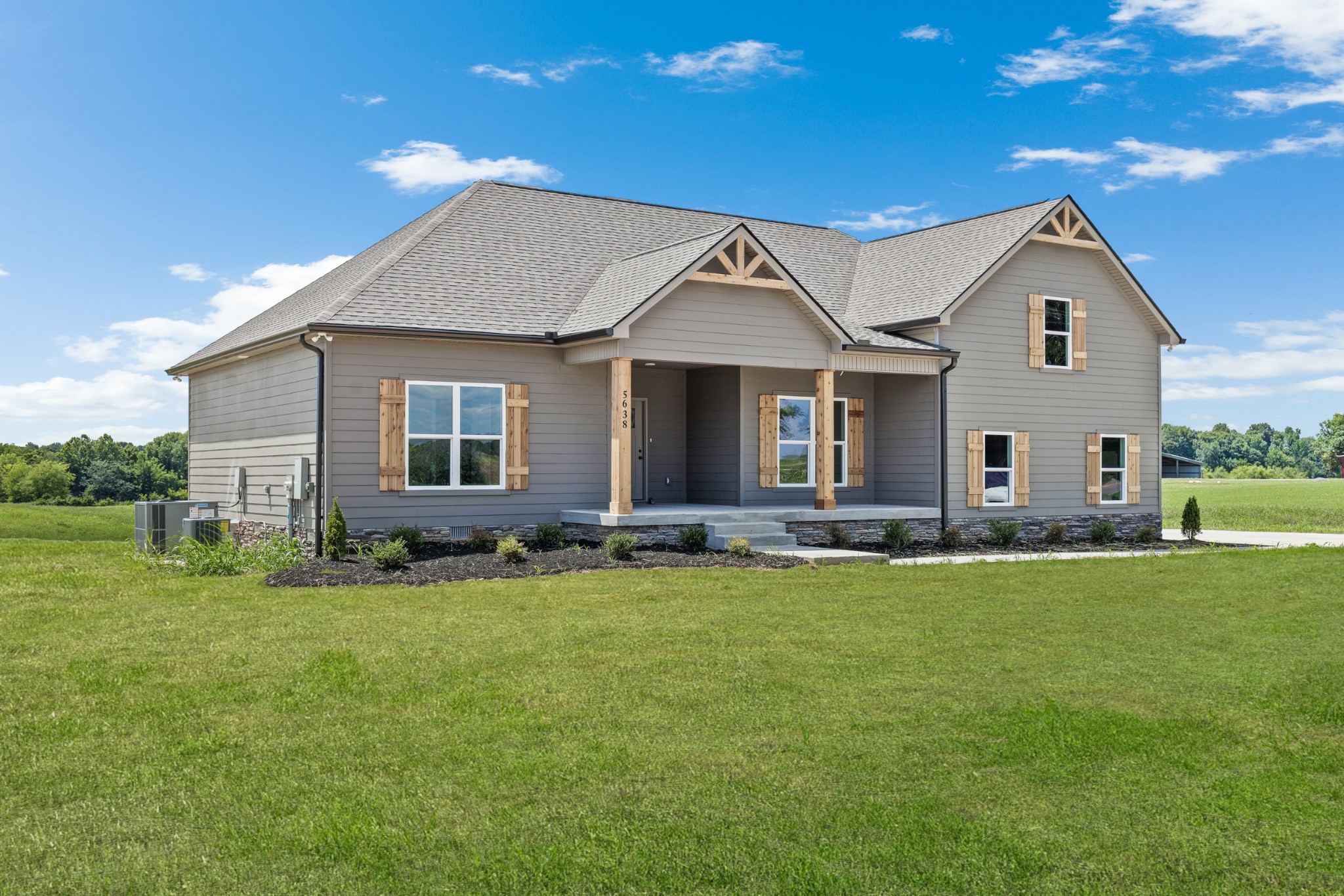 5638 Borthick Road Springfield, TN 37172 - Photo 4 of 43 a front view of a house with a yard