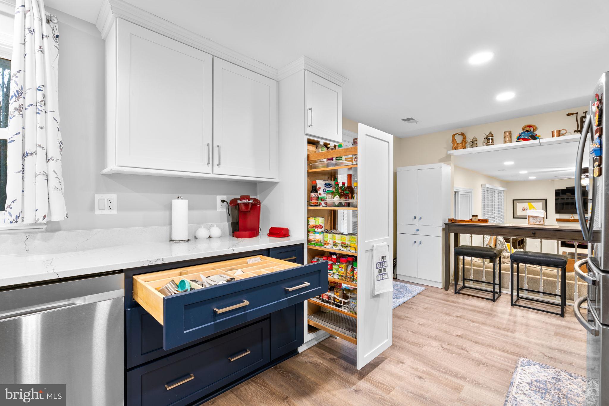 9413 Sunfall Court Columbia, MD 21046 - Photo 19 of 71 KITCHEN