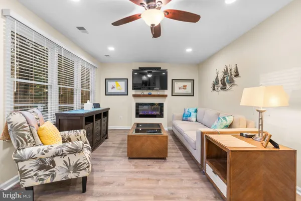 $750,000 | 9413 Sunfall Court, Columbia, MD 21046