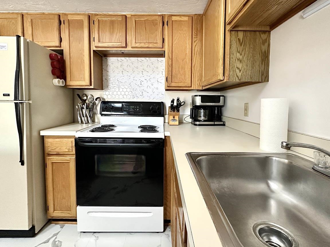 64 Davis Road, Unit 3 Plymouth, NH 03264 - Photo 7 of 27