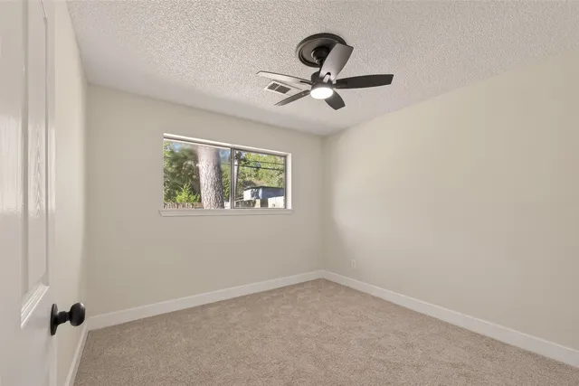 $286,900 | 7427 Willow Oak Drive, Baytown, TX 77521