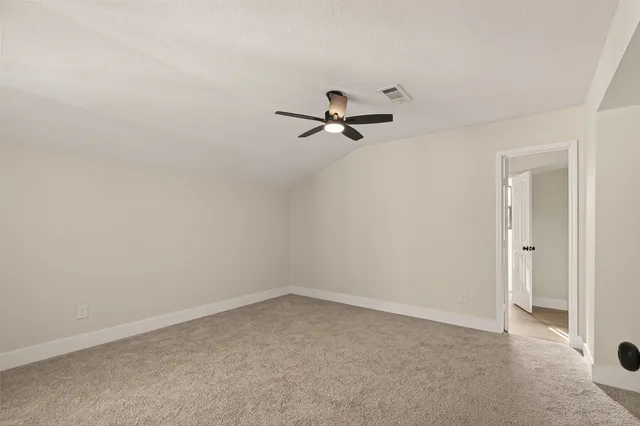 $286,900 | 7427 Willow Oak Drive, Baytown, TX 77521