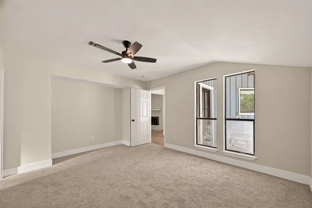 $286,900 | 7427 Willow Oak Drive, Baytown, TX 77521