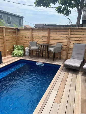 $11,000 | 149 Bungalow Walk, Ocean Beach, NY 11770