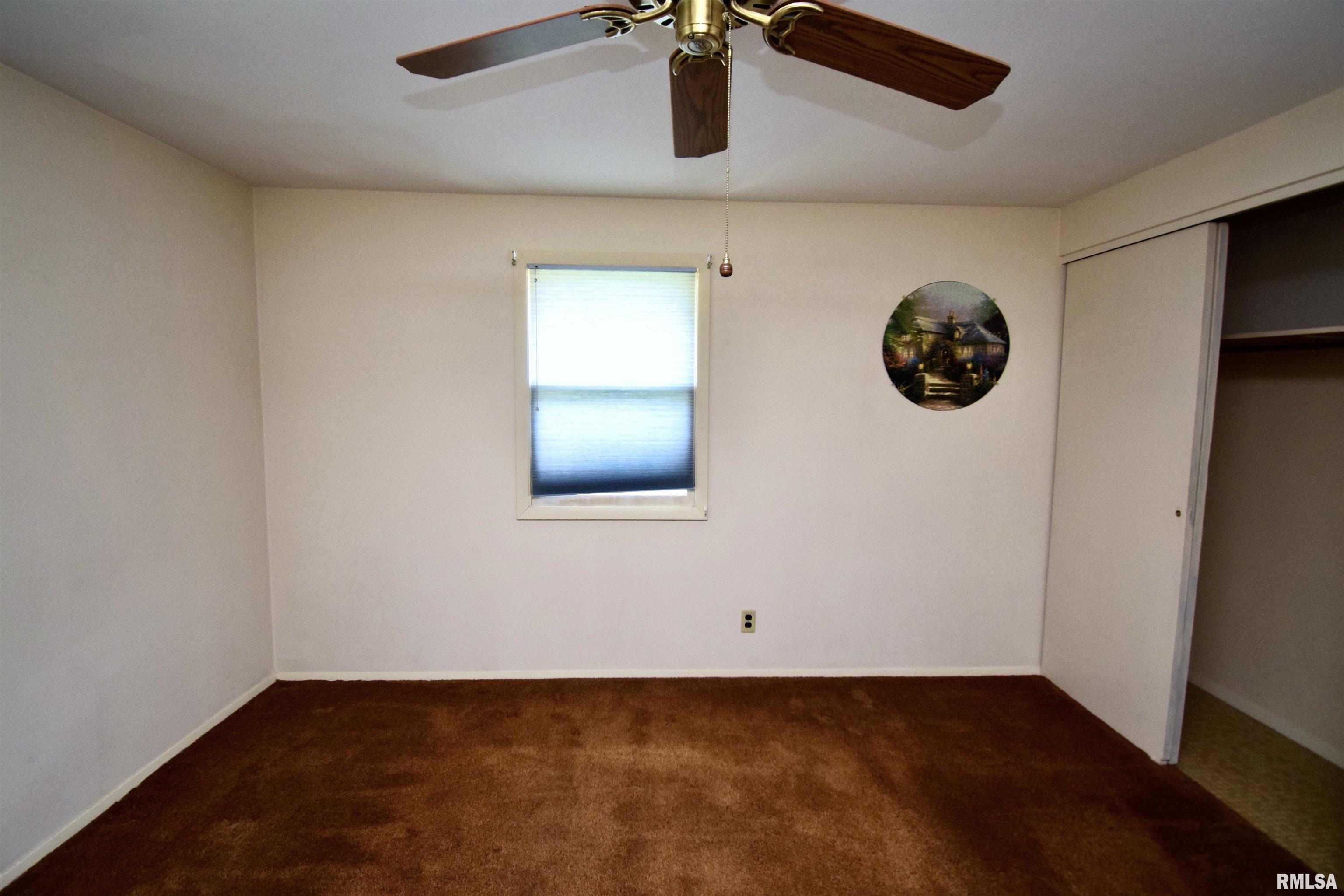 2271 Robin Road Washington, IL 61571 - Photo 8 of 23 Gallery Image 8