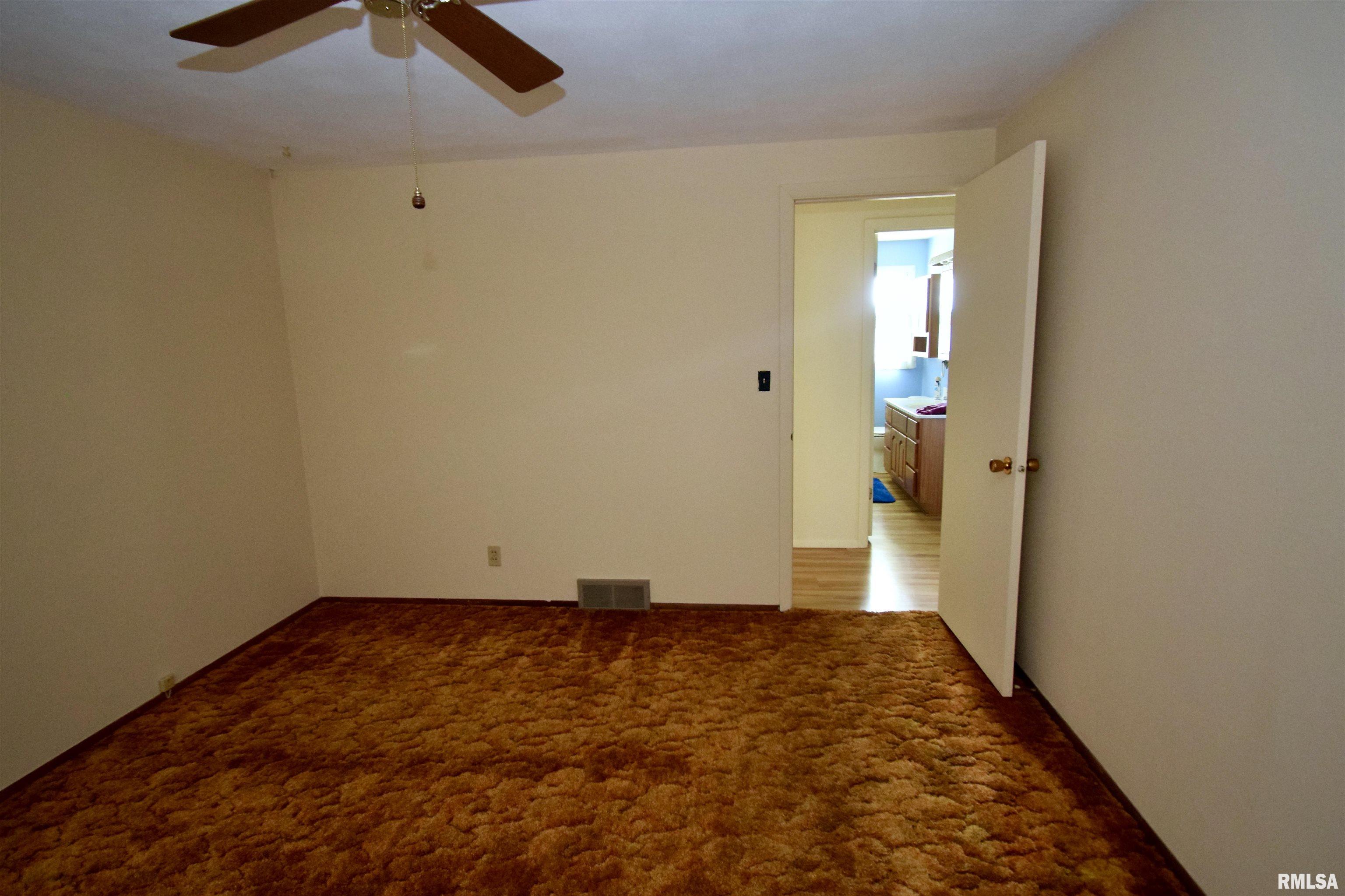 2271 Robin Road Washington, IL 61571 - Photo 9 of 23 Gallery Image 9